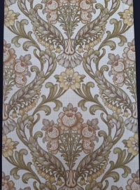 Geel, groen, bruin barok vintage behang met bloemen
