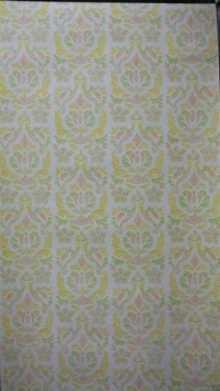 yellow pink green medallion in 4 lines