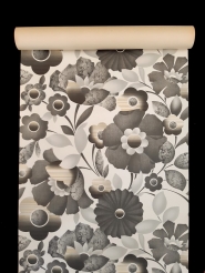 Vintage bloemenbehang met grote grijze bloemen