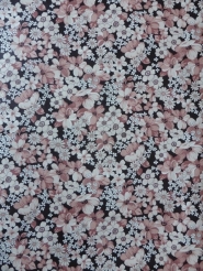 roze en witte bloemen behangpapier