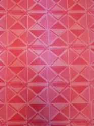 triangles rouge et rose en cubes